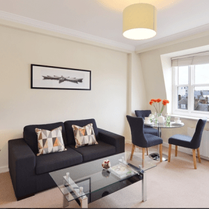 8th floor – 1 bedroom – 438sq ft – 1 bathroom